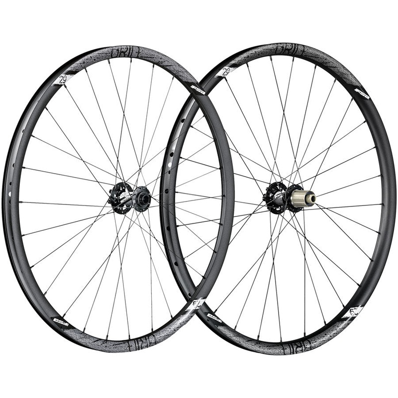 FSA Grid Boost Wheelset 29″ Diameter 28/28H Spoke Count Boost Axle 15mm Disc Brake 6-Bolt Rotor Mount Shimano HG 11-Speed  Alloy