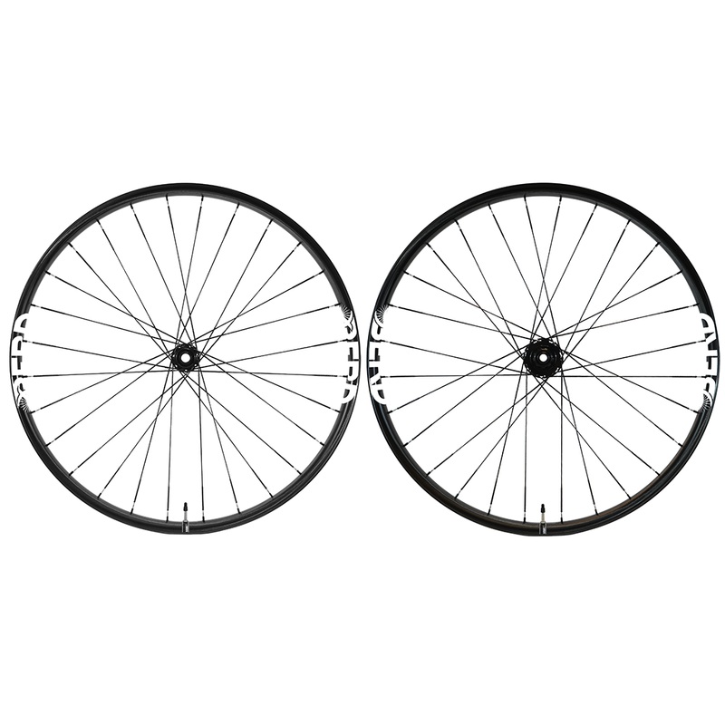 Berd Hawk30 Carbon Wheelset Black Spokes – Talon Hubs 29″ 15x110mm 12x148mm, MS, Centerlock