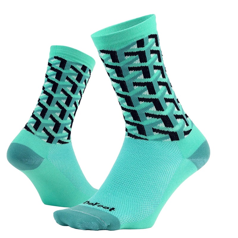 DeFeet Aireator 6″ Framework Socks  Breathable, Moisture-Wicking Cycling Socks with USA-Grown Merino, Recycled Polyester, and Mesh Design for Performance & Comfort 9.5-11.5 Celeste Green