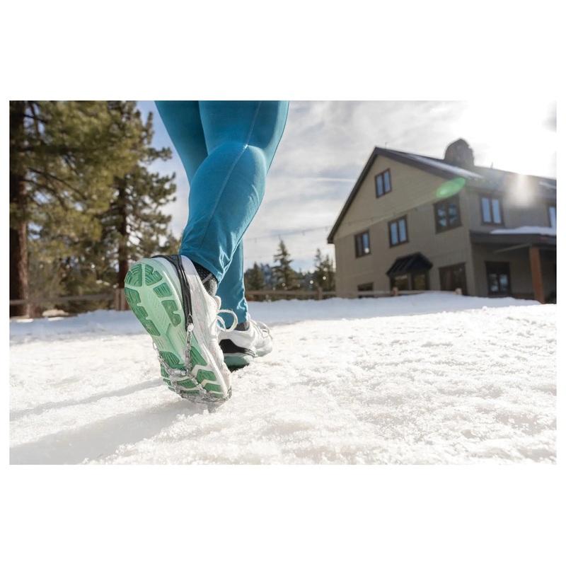 Yaktrax Diamond Grip Snow and Ice Traction Cleats – Stay Safe and Sure-Footed!