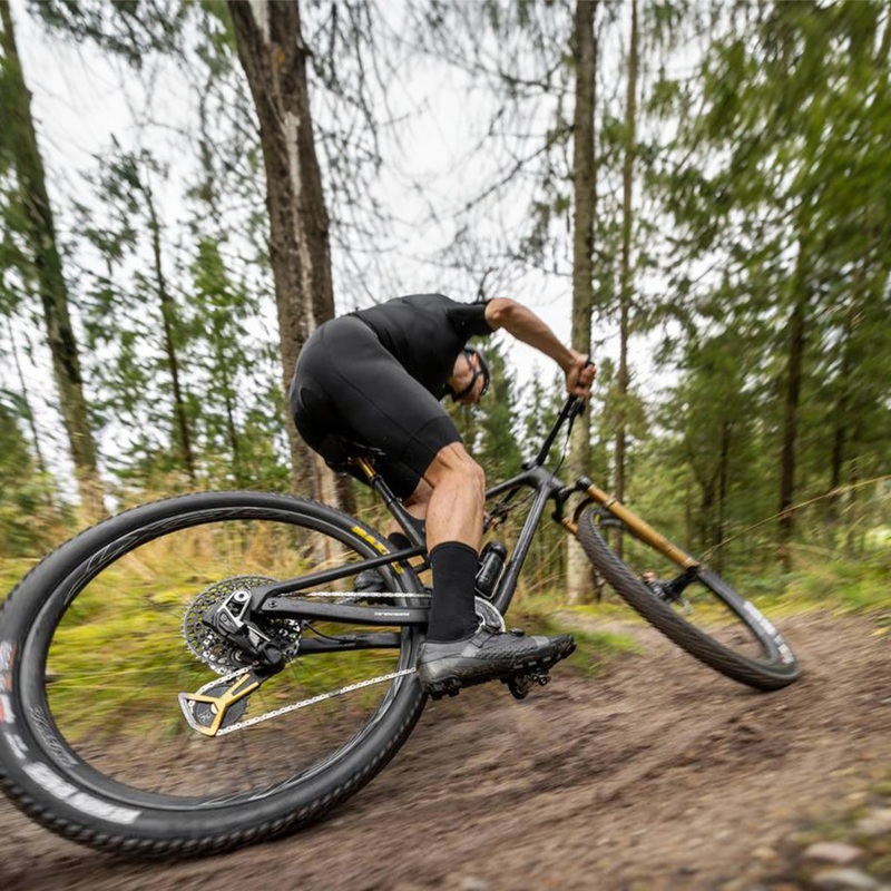 CeramicSpeed OSPW X SRAM Eagle Transmission Black/Gold LTD  High-Performance Drive Technology, Debris Removal, Durable Materials & Optimized Efficiency Black/Gold Limited Edition