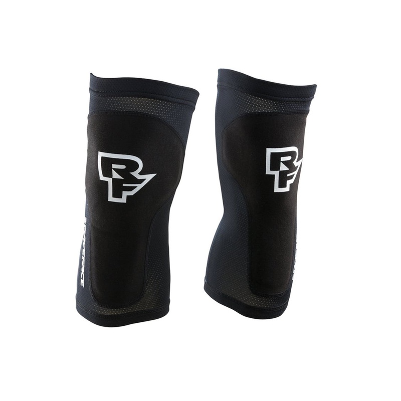 Race Face Charge Knee Pads – Stealth Stealth X-Small